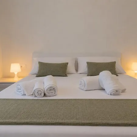 Gardenia Residenza 13 شقة فاستو